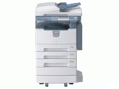 專業復印機維修團隊，為您提供可靠的在線服務與長期技術支持